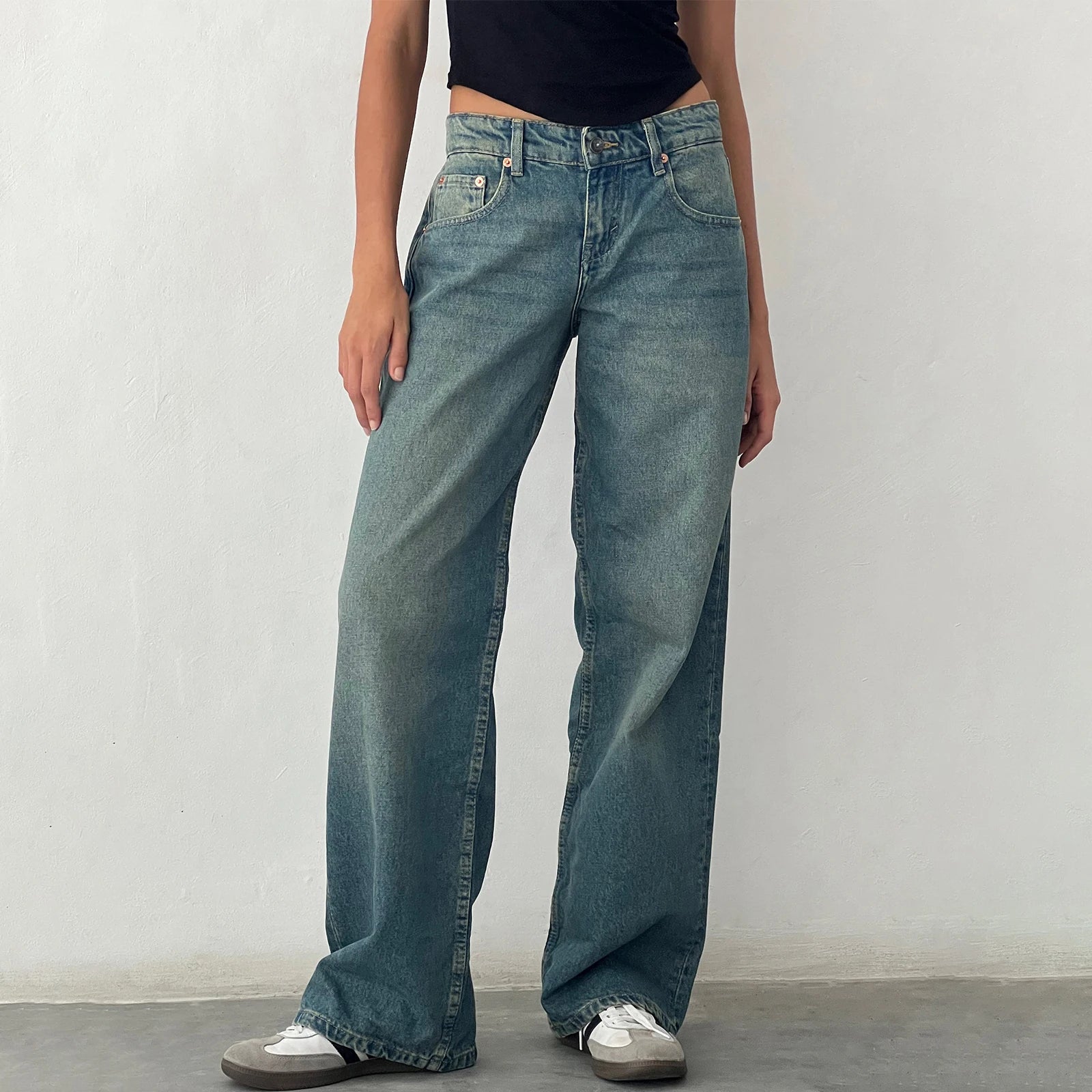 Crown&Co's Spring Era Low-Rise Denim
