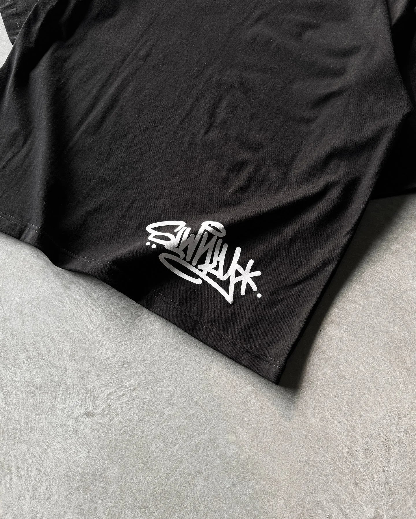 Crown&Co. Voyager Tee – Oversized Cotton